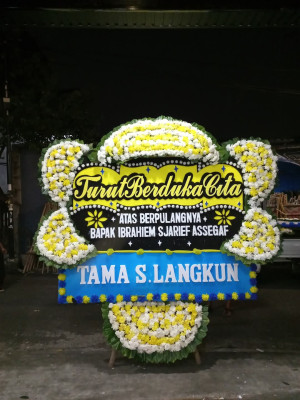 Papan Bunga Duka di Tanjung Marulak Hilir